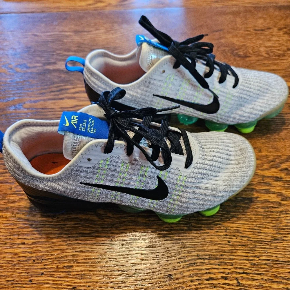 Nike Air VaporMax Flyknit 3‎ Kids Atmosphere Grey Electric Green Size 6.5Y
